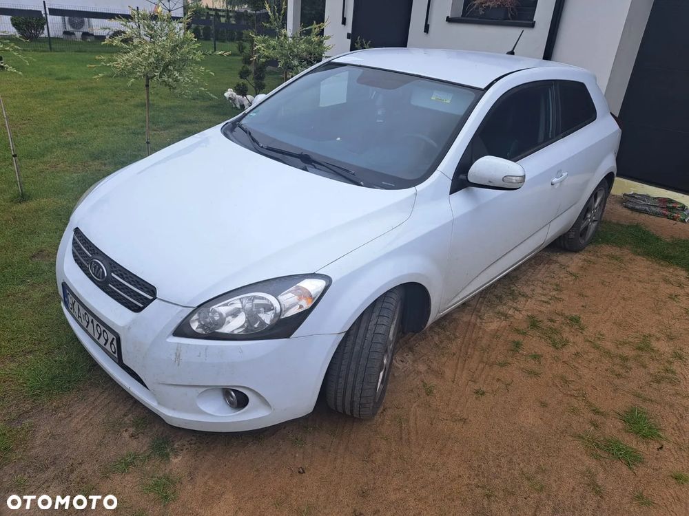 Kia Ceed - 5