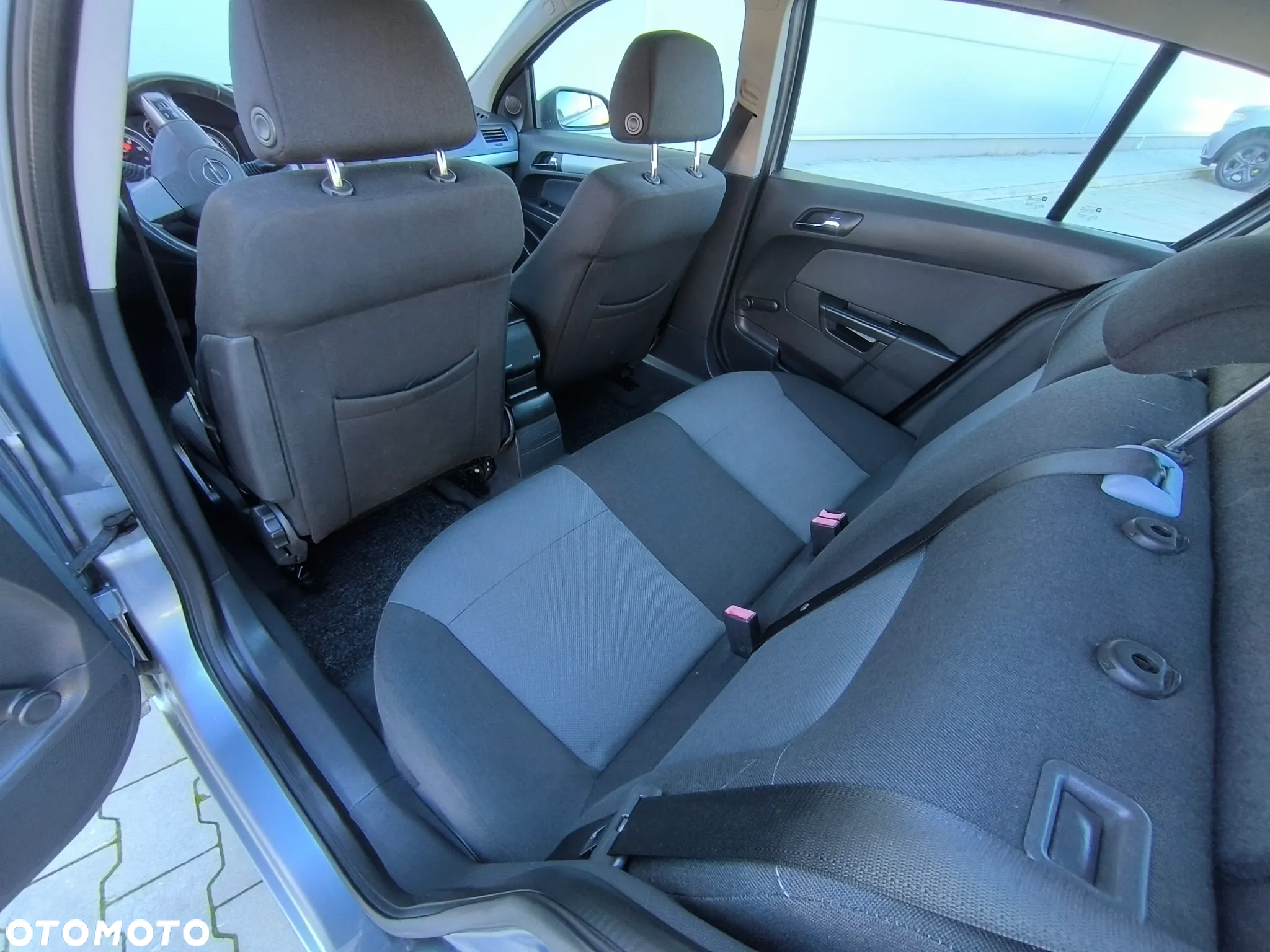 Opel Astra 1.6 - 8