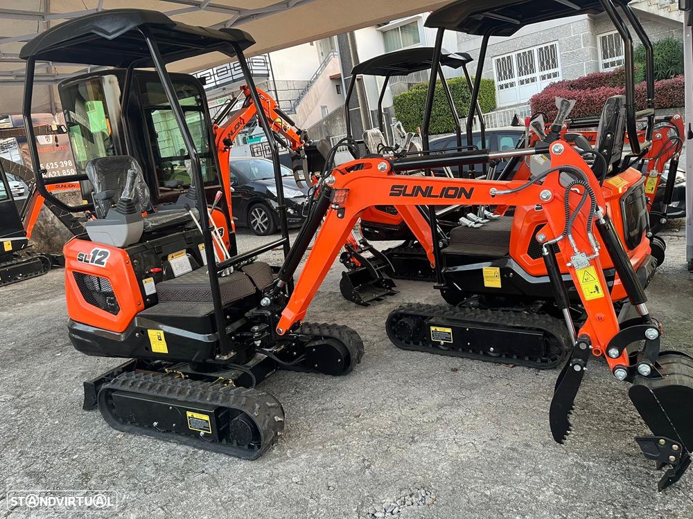 Kubota mini giratoria d722 - 11
