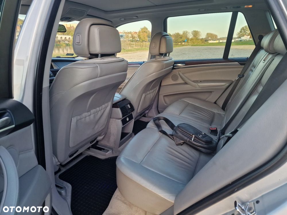 BMW X5 - 11