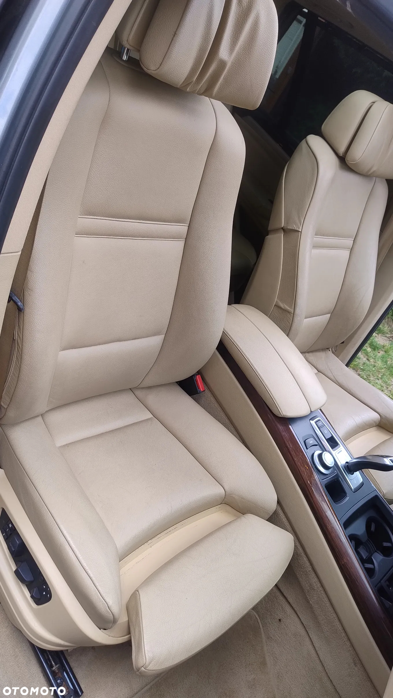 BMW X5 3.0si xDrive - 14