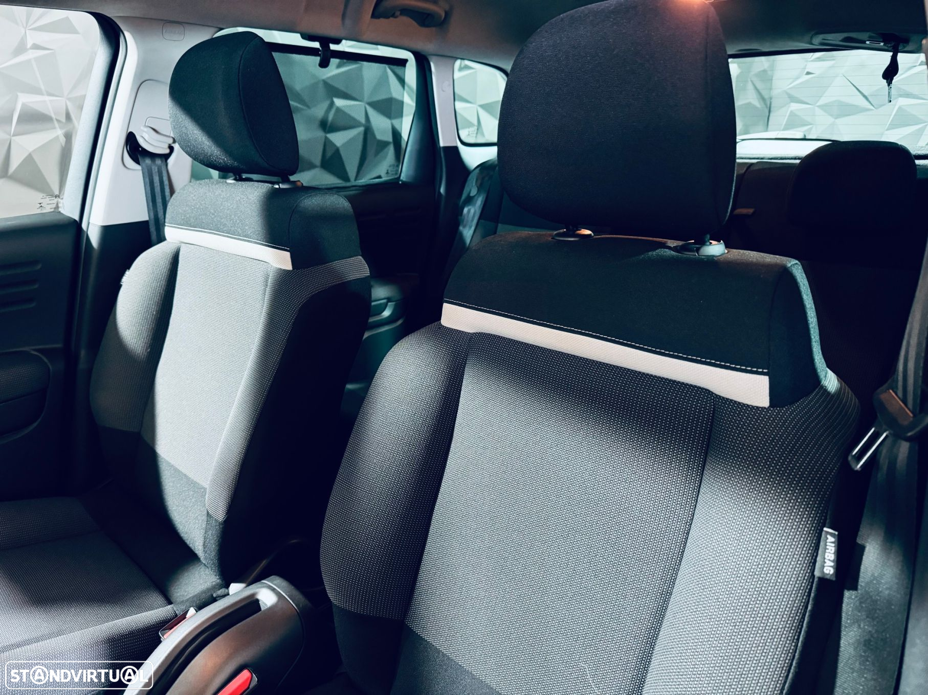 Citroën C3 Aircross 1.2 PureTech Feel - 27