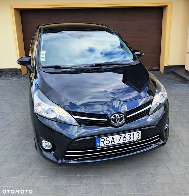 Toyota Verso 1.6 D-4D 5-Sitzer Start/Stop Executive - 4