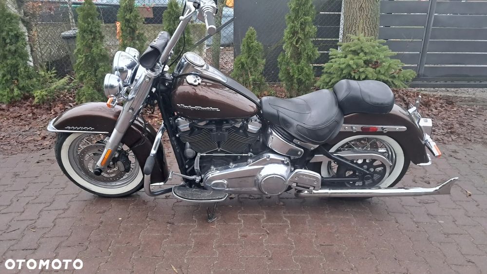 Harley-Davidson Softail Deluxe - 17