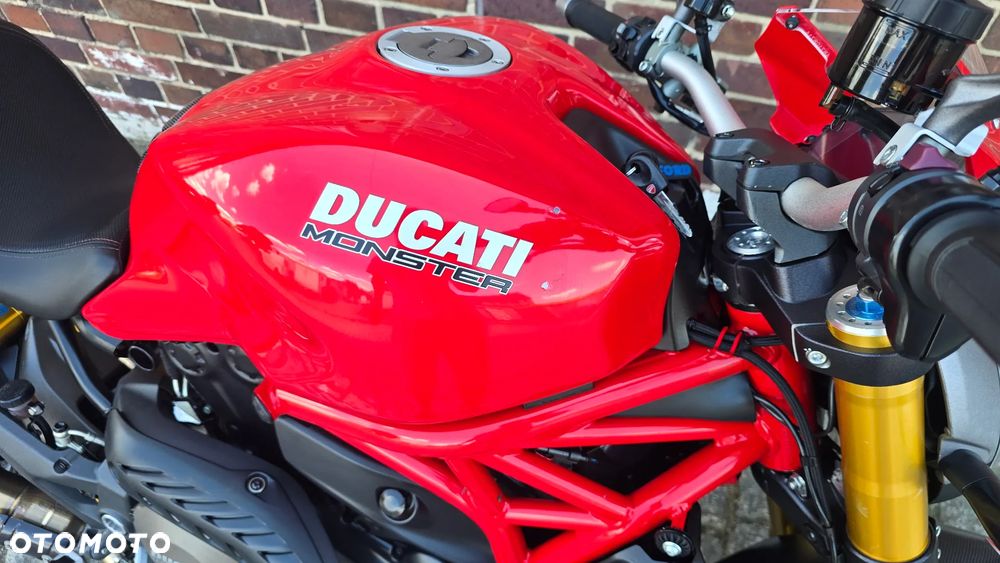 Ducati Monster - 33