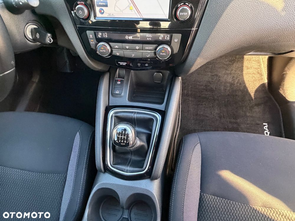 Nissan Qashqai - 12