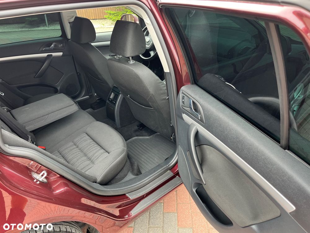 Skoda Octavia 1.8 TSI DSG Elegance - 32