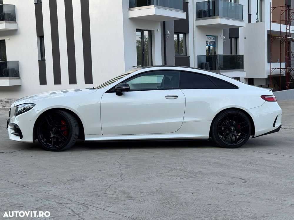 Mercedes-Benz E 300 9G-TRONIC AMG Line - 4