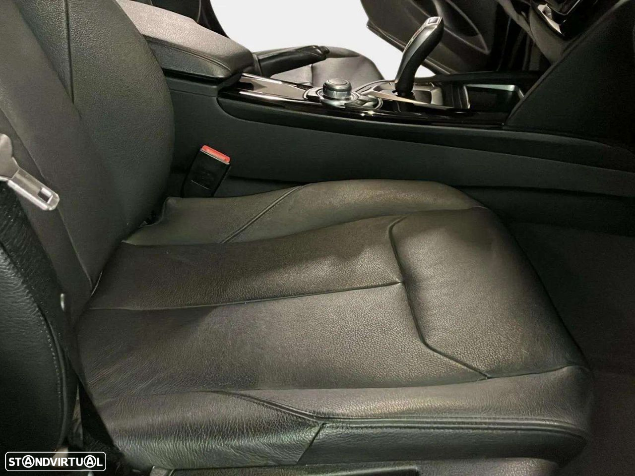 BMW 330 e iPerformance Line Sport - 10