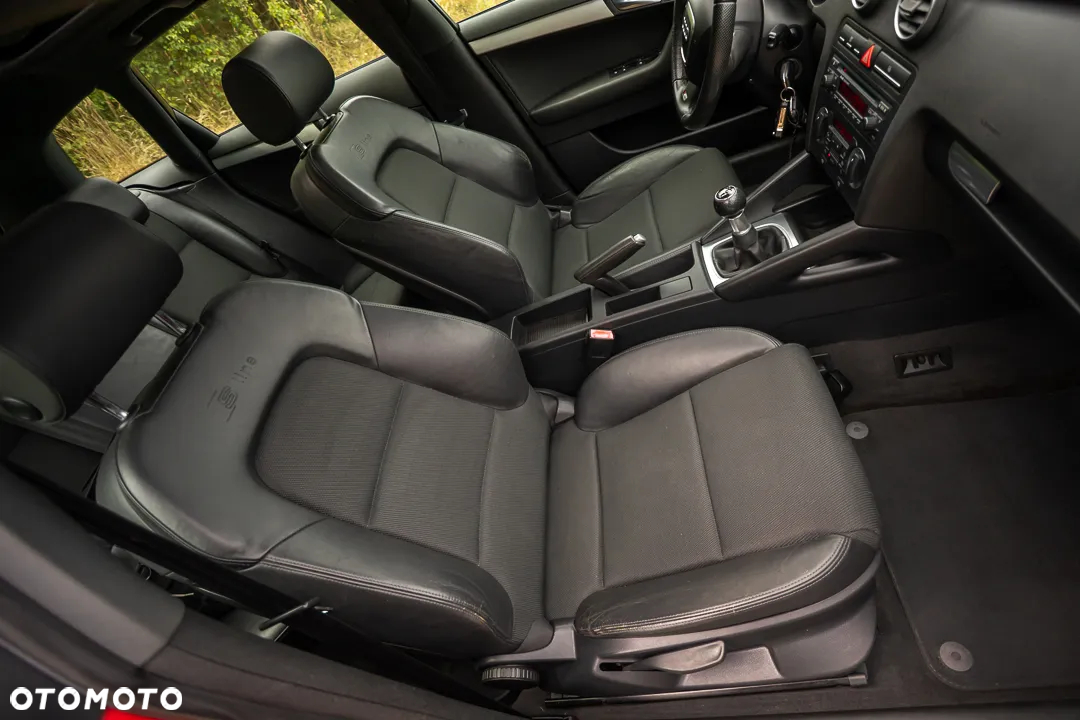 Audi A3 Sportback - 6