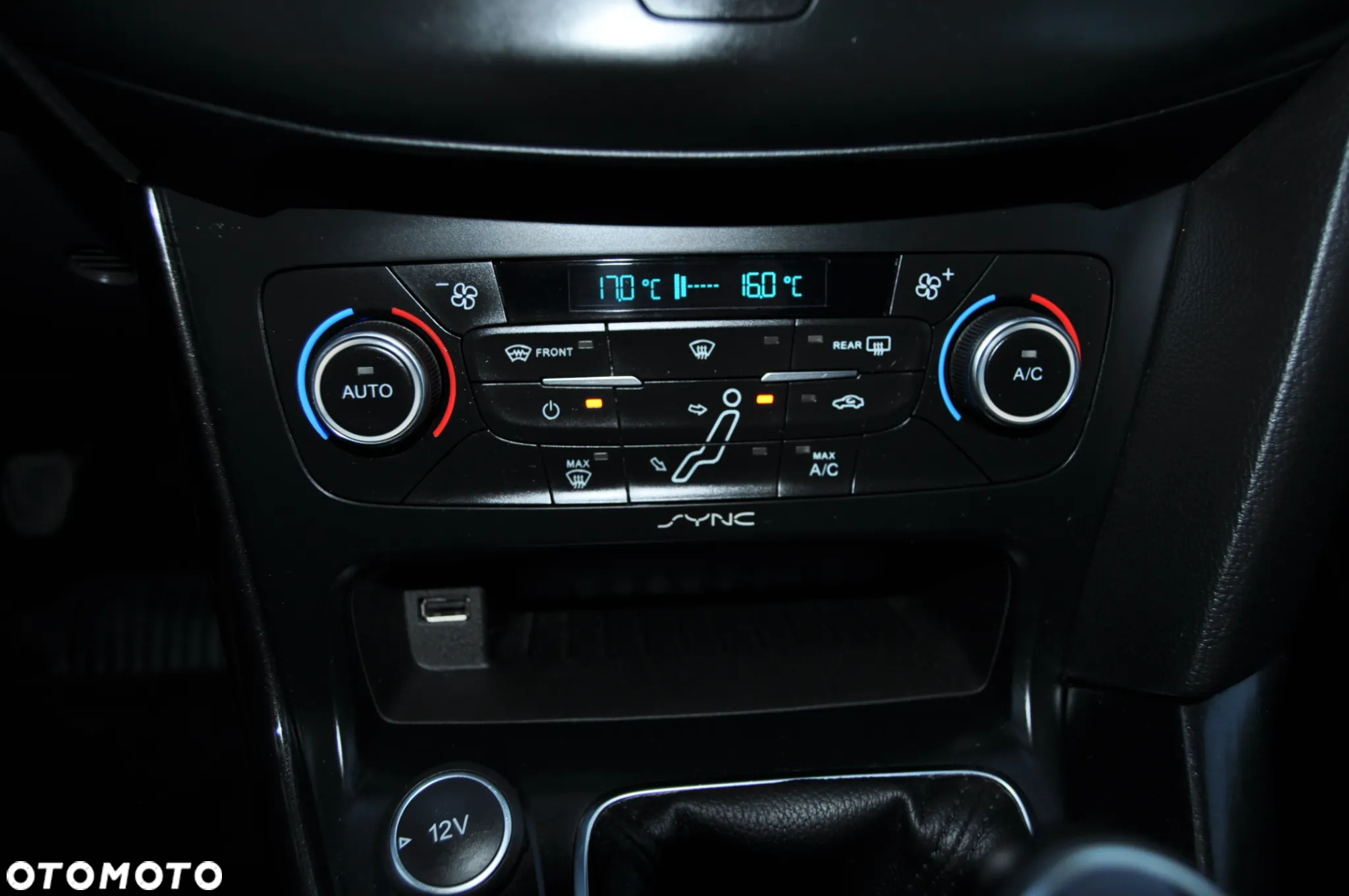 Ford Focus 2.0 TDCi Titanium ASS - 17
