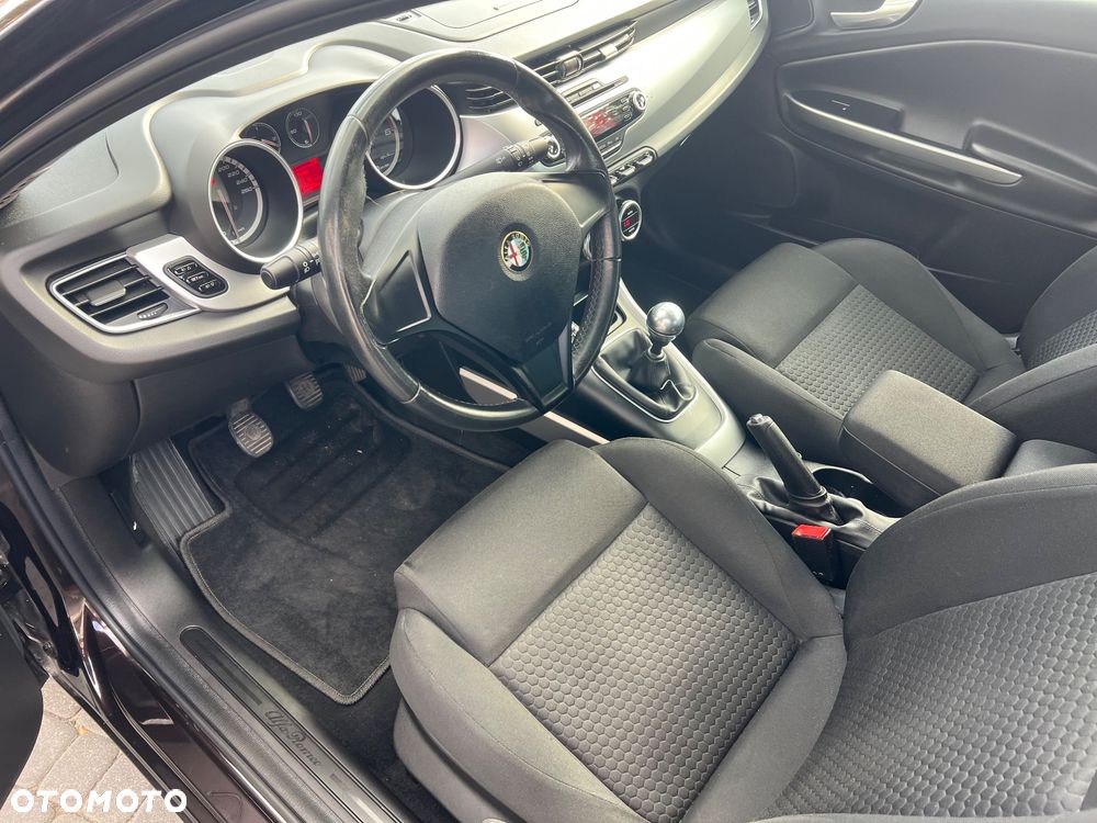 Alfa Romeo Giulietta - 10