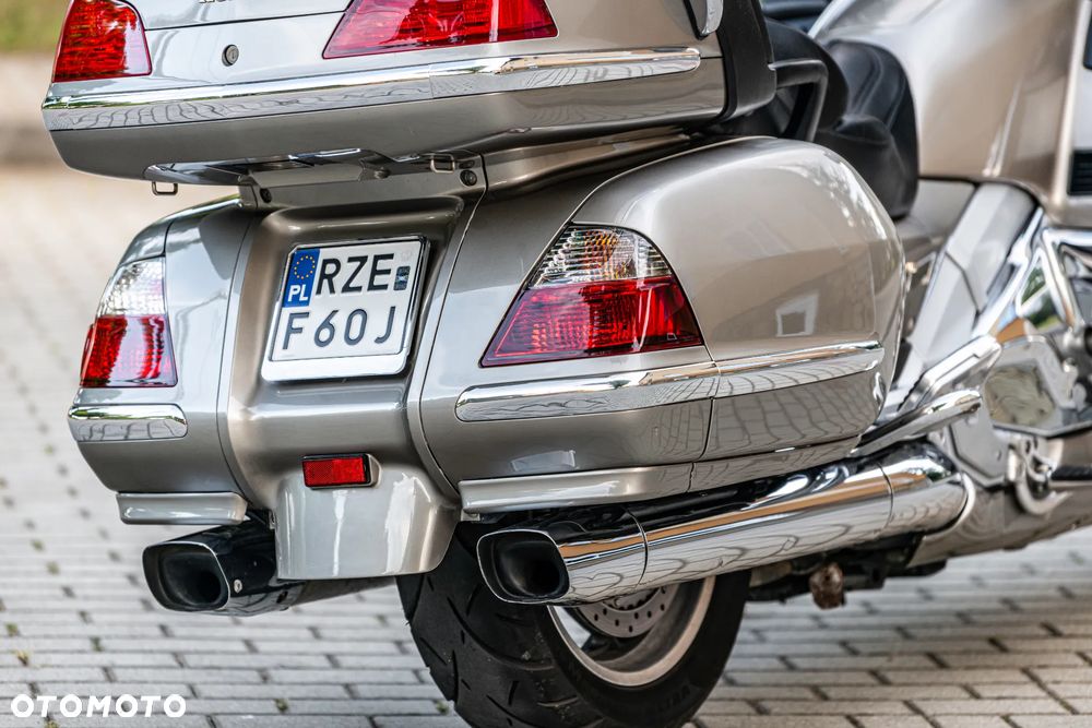 Honda GL - 9
