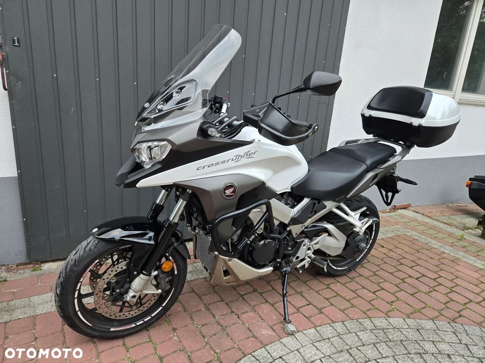 Honda VFR - 2