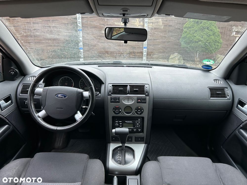 Ford Mondeo 2.0 Trend - 21