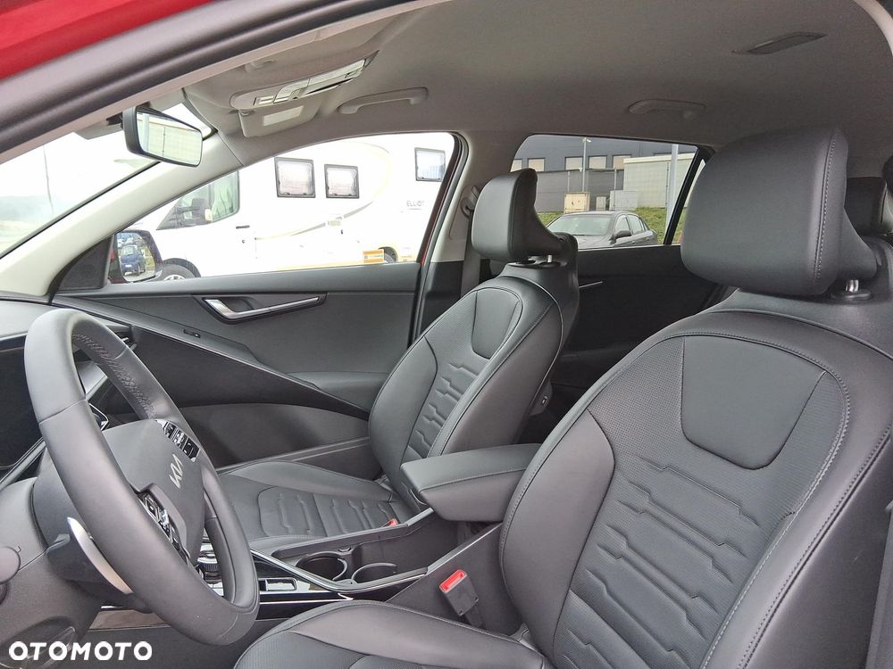 Kia Niro - 11
