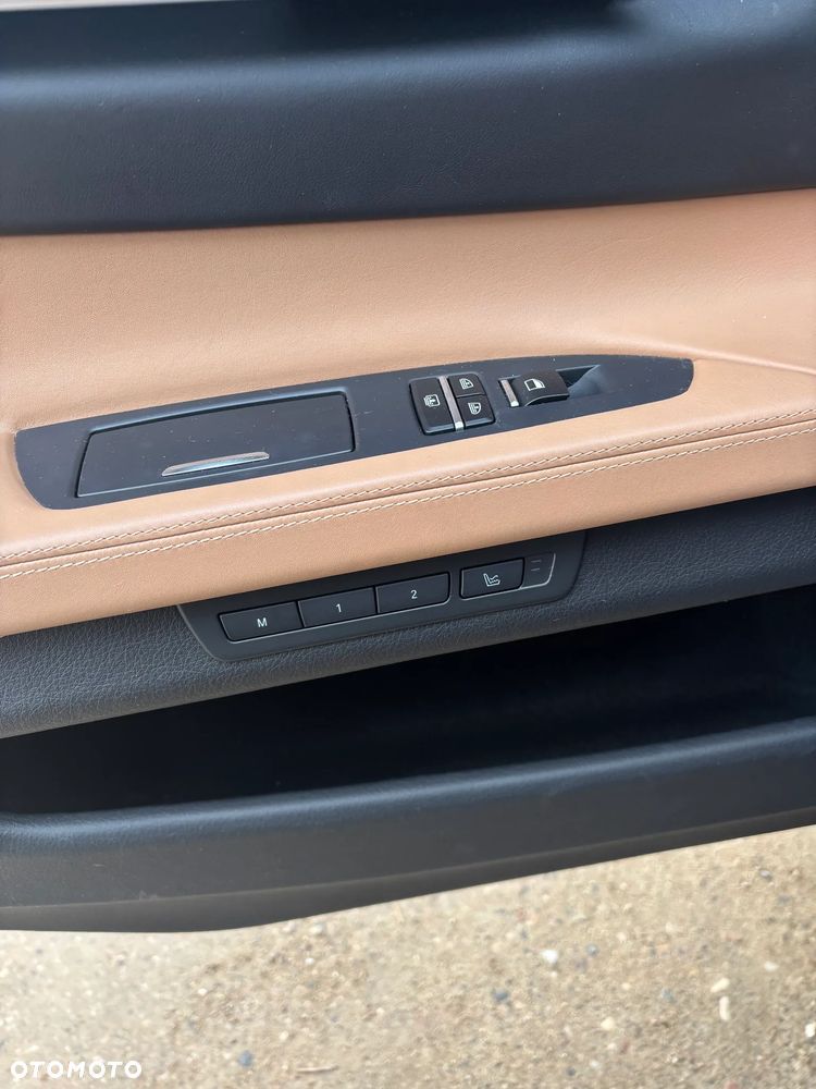 BMW Seria 7 - 20