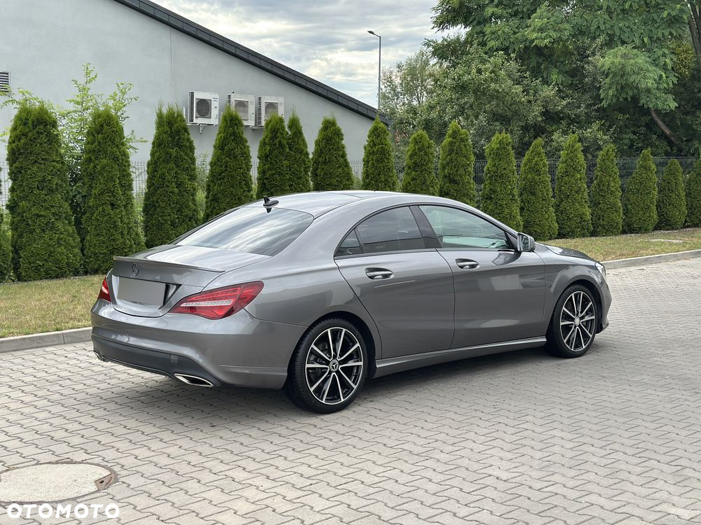 Mercedes-Benz CLA 250 4-Matic - 5