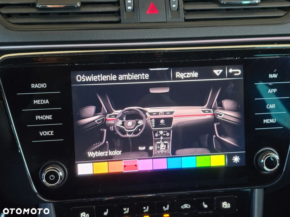 Skoda Superb 2.0 TDI SCR 4x4 Sportline DSG - 34