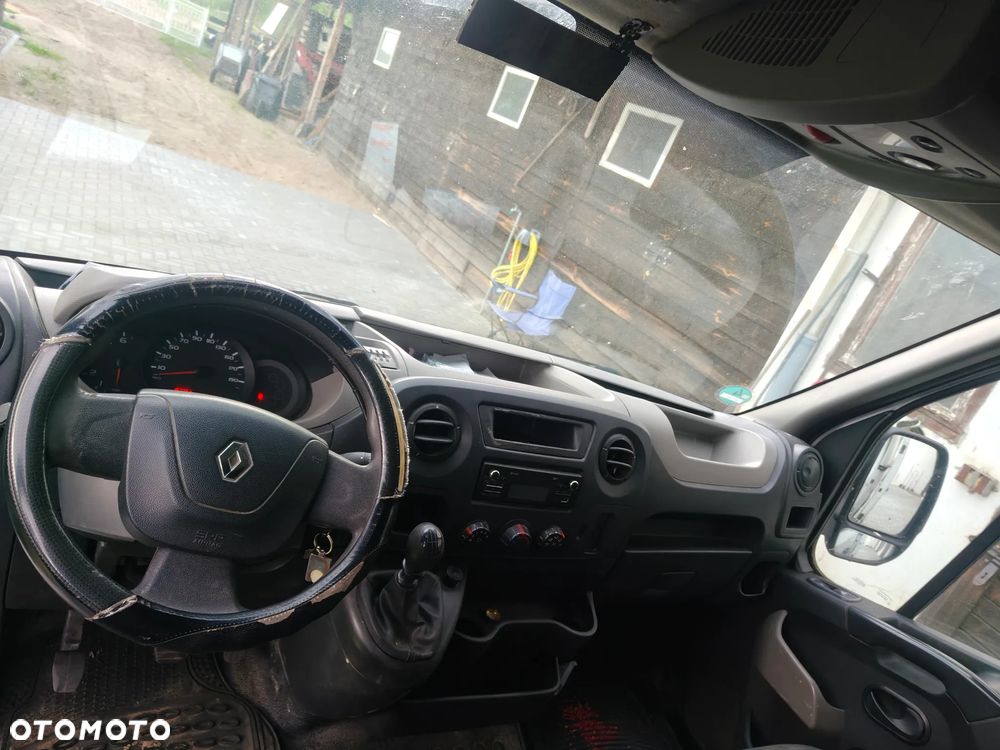 Renault Master III - 10