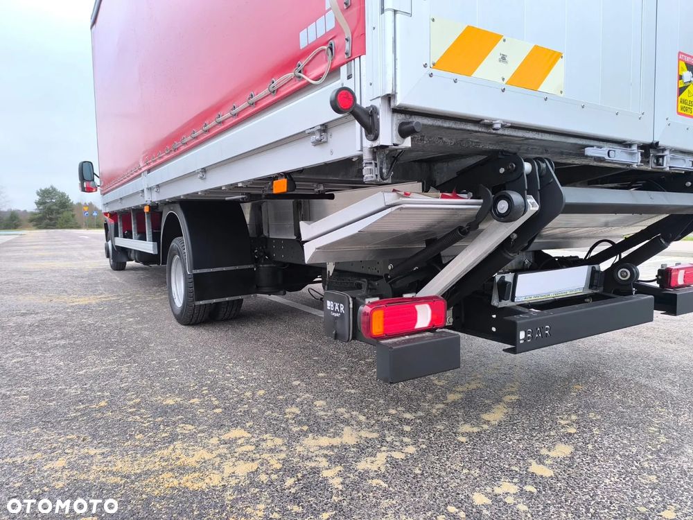 Iveco Daily 70C18 Sypialnia 2 Łóżka , WINDA 1.000kg, 15 Palet, Firana + Drzwi z Tyłu! - 36