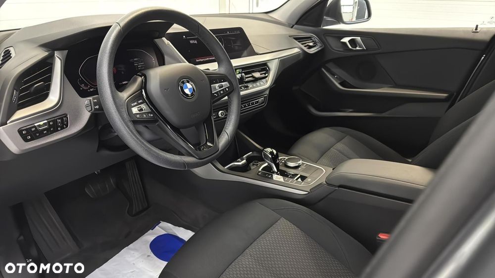 BMW Seria 1 118i Advantage - 11