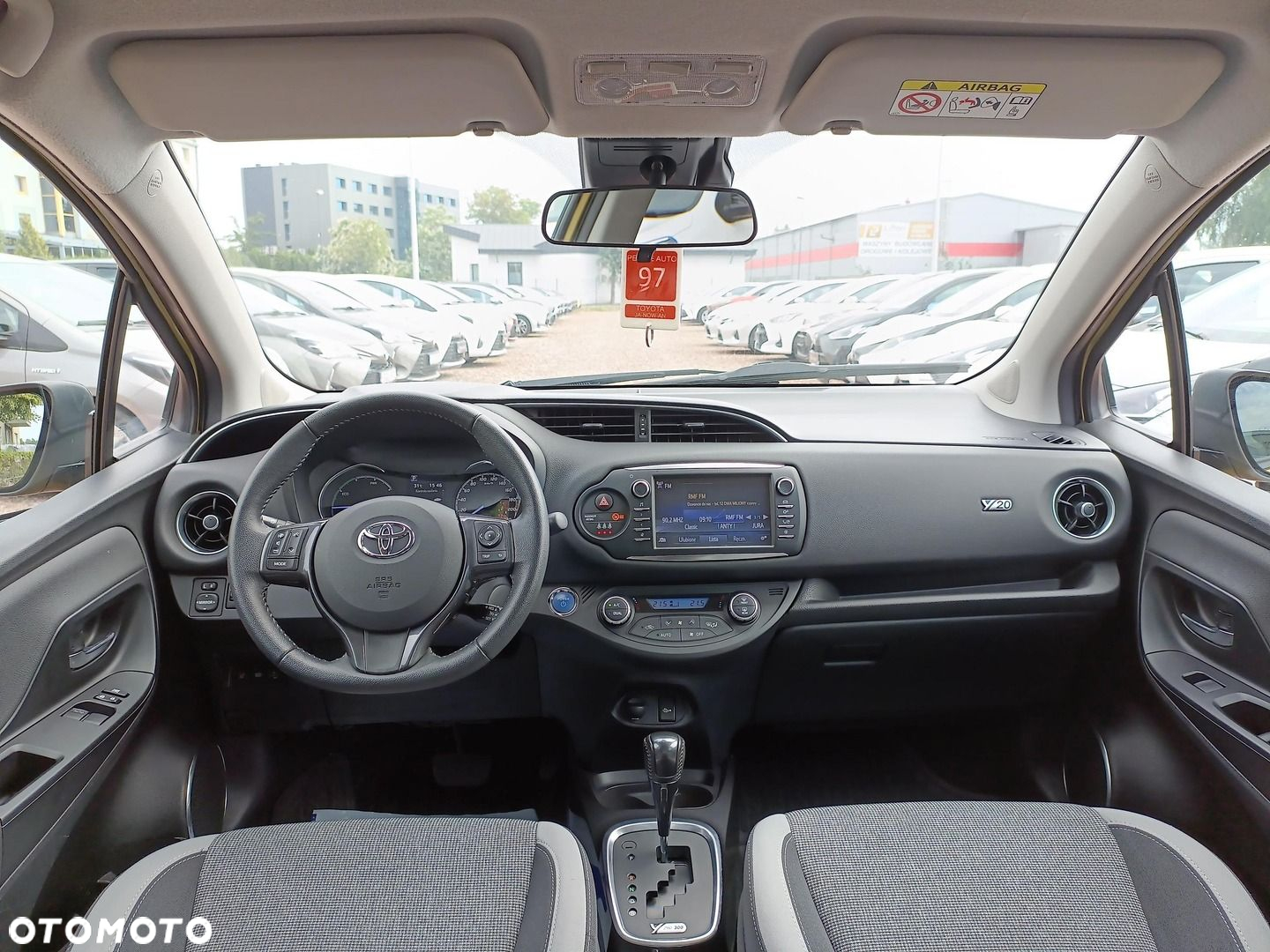 Toyota Yaris - 11