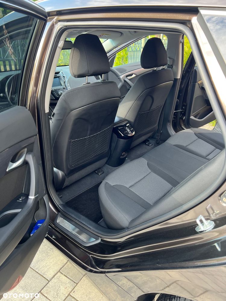 Hyundai i40 Kombi blue 1.7 CRDi Premium - 12
