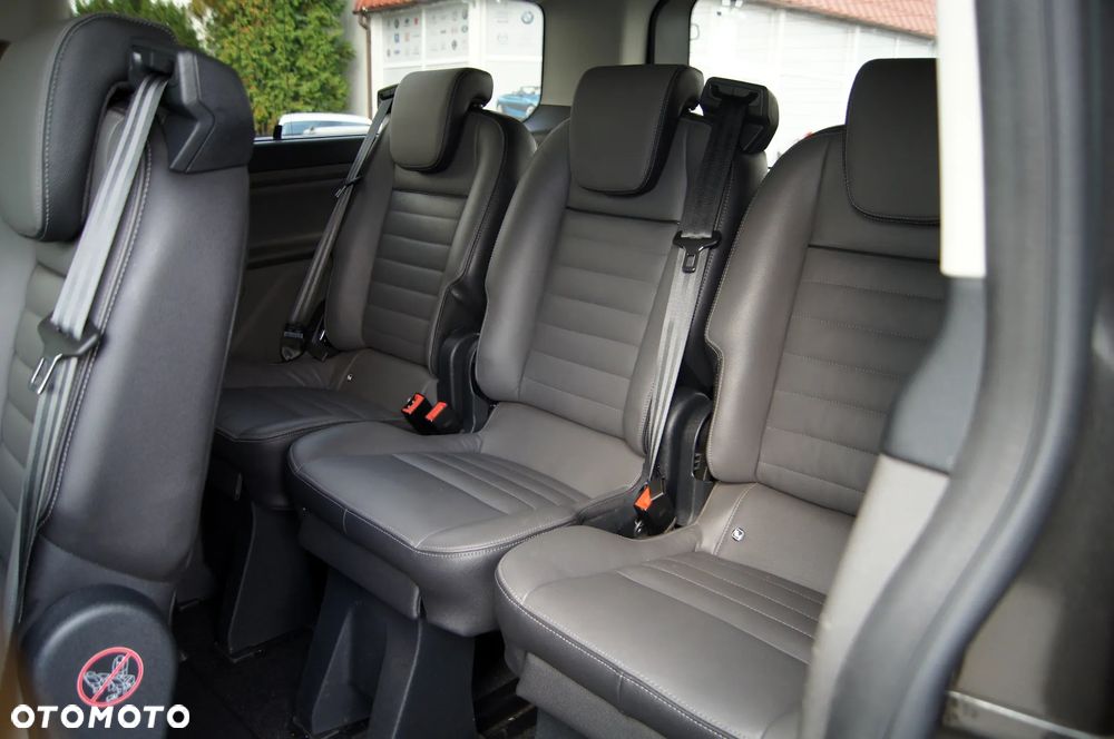 Ford Tourneo Custom 320 L2H1 VA Autm Titanium X - 12