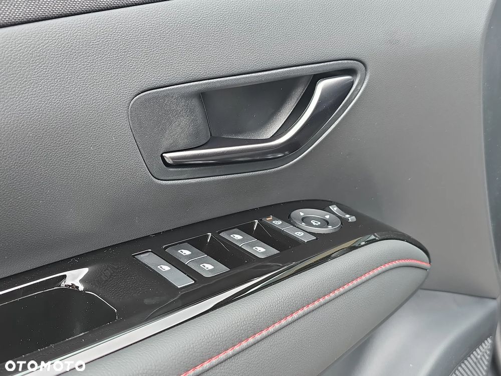 Hyundai Tucson 1.6 T-GDi HEV N-Line 2WD - 17