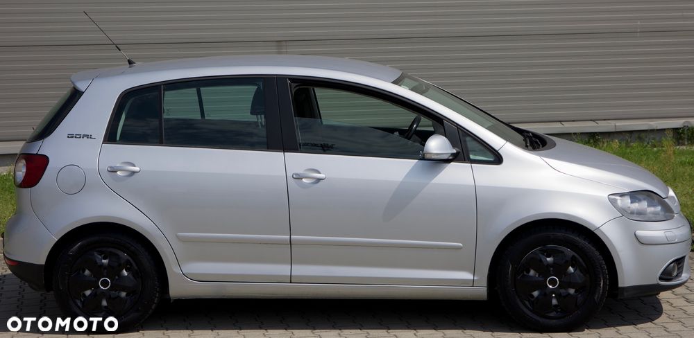Volkswagen Golf Plus 1.6 Goal - 25