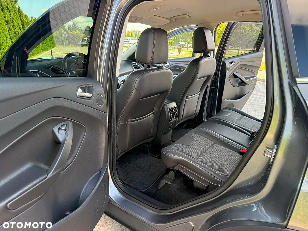 Ford Kuga 1.6 EcoBoost 2x4 Titanium - 20