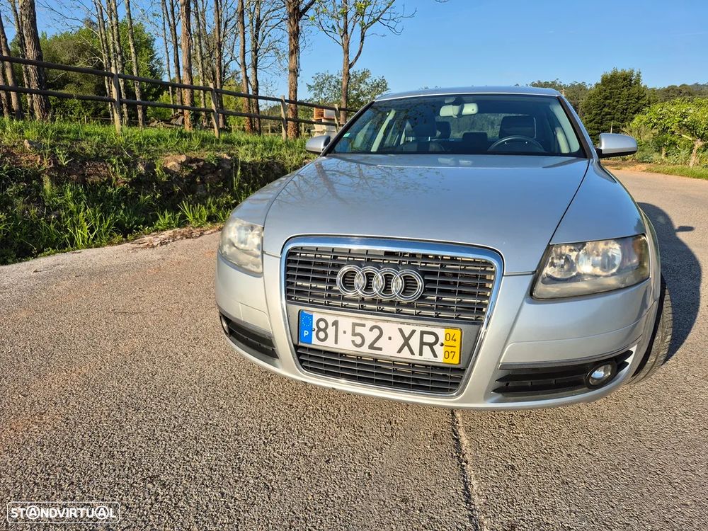 Audi A6 2.4 - 2