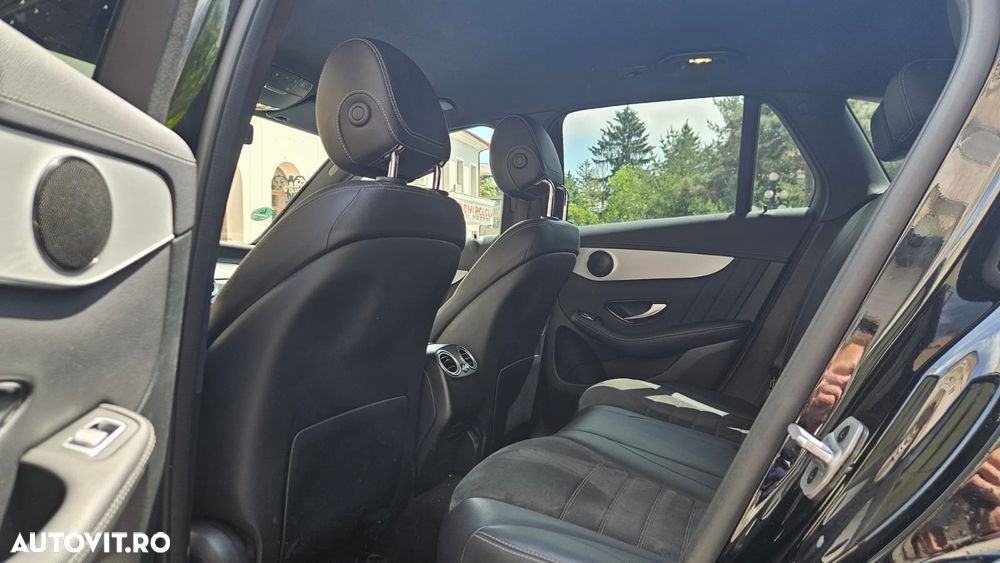 Mercedes-Benz GLC 300 4MATIC - 10
