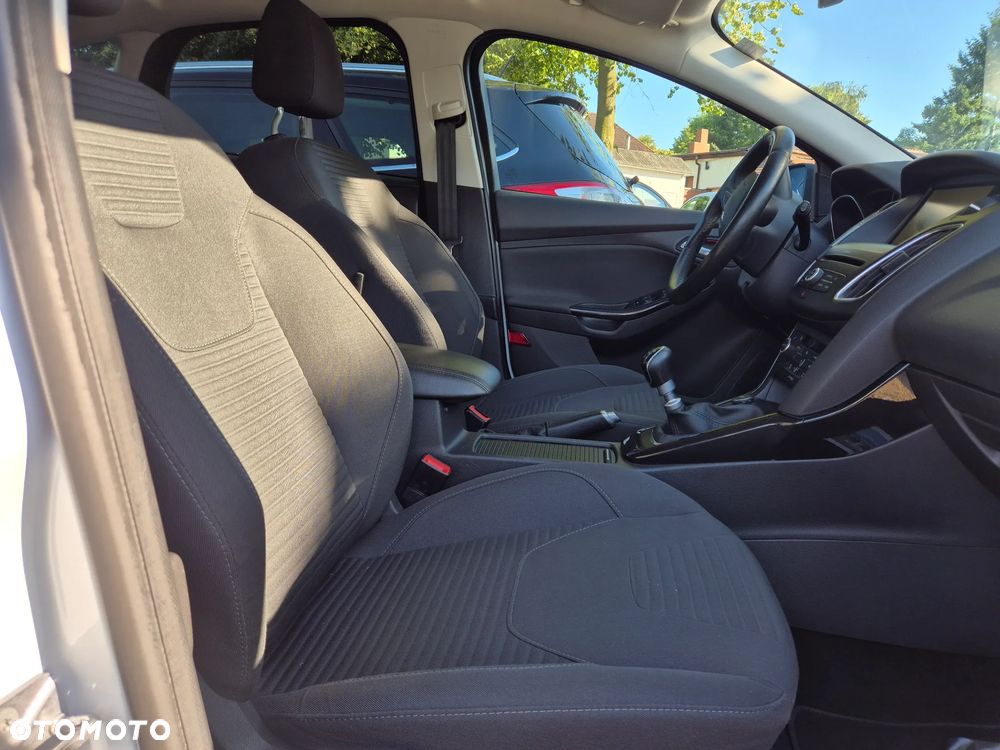 Ford Focus 1.5 TDCi DPF Start-Stopp-System Titanium - 18