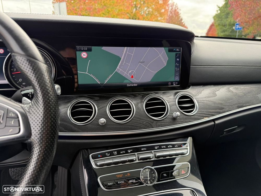 Mercedes-Benz E 220 d AMG Line - 16