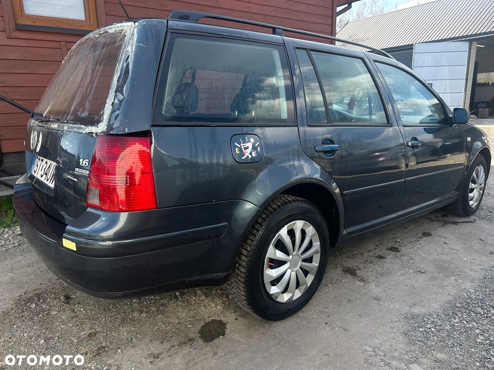 Volkswagen Bora Variant 1.6 - 7