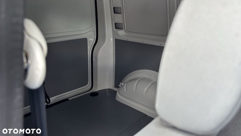 Volkswagen Transporter L2H1 Mixt - 21