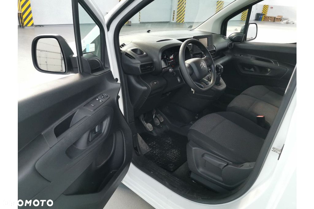 Citroën Berlingo 1.5 BlueHDi M Club SalonPL VAT23% Właścicielem pojazdu jest Ayvens Financial Services Polska - 6