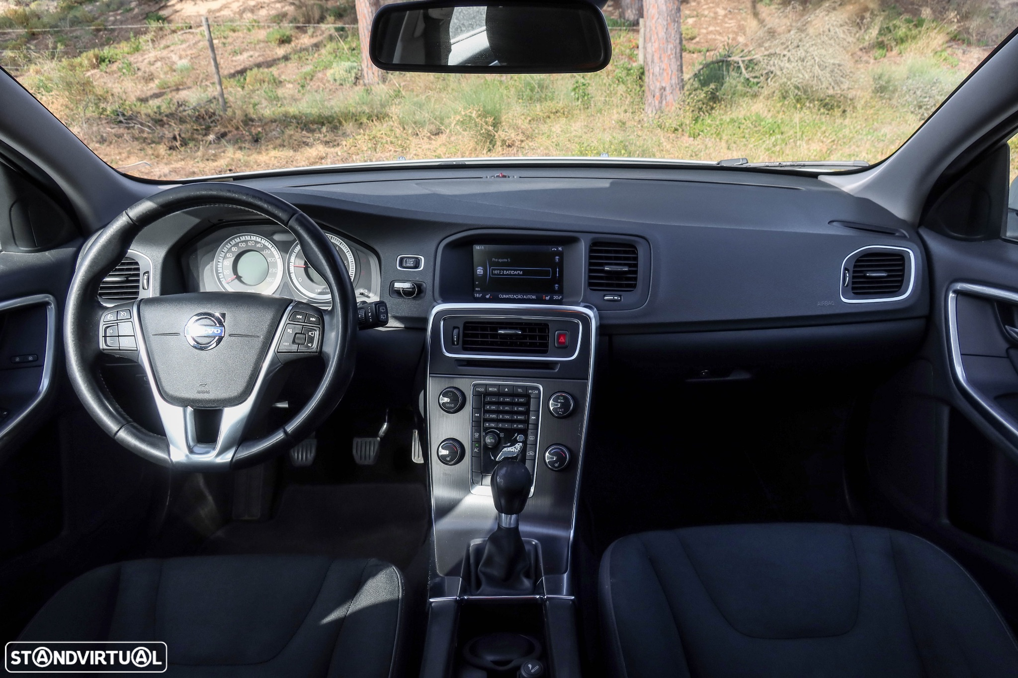 Volvo V60 1.6 D2 Drive Momentum Start/Stop - 7