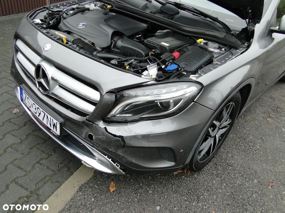 Mercedes-Benz GLA 250 4-Matic - 38
