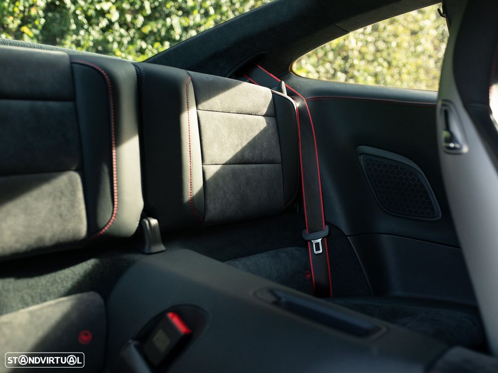 Porsche 911 (991) Carrera 4 GTS PDK - 25