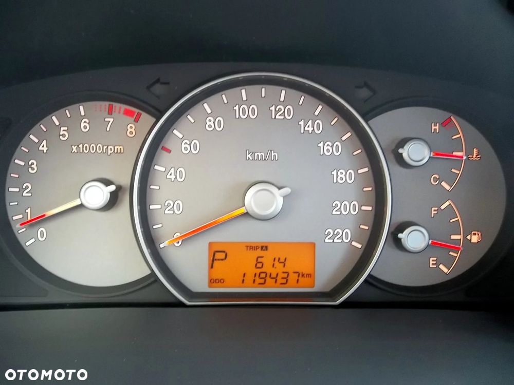 Kia Carens 2.0 CVVT Automatik EX Top - 15