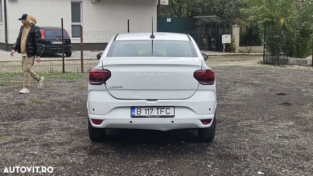 Dacia Logan TCe 90 CVT Comfort - 5