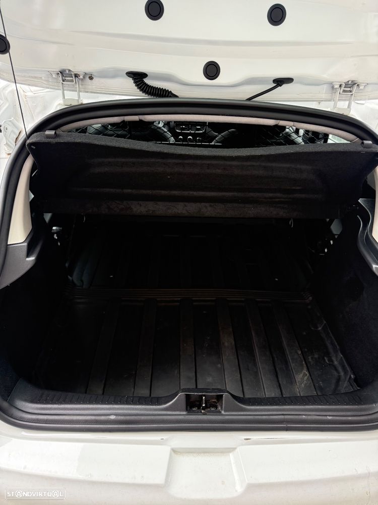 Renault Clio Van - 5