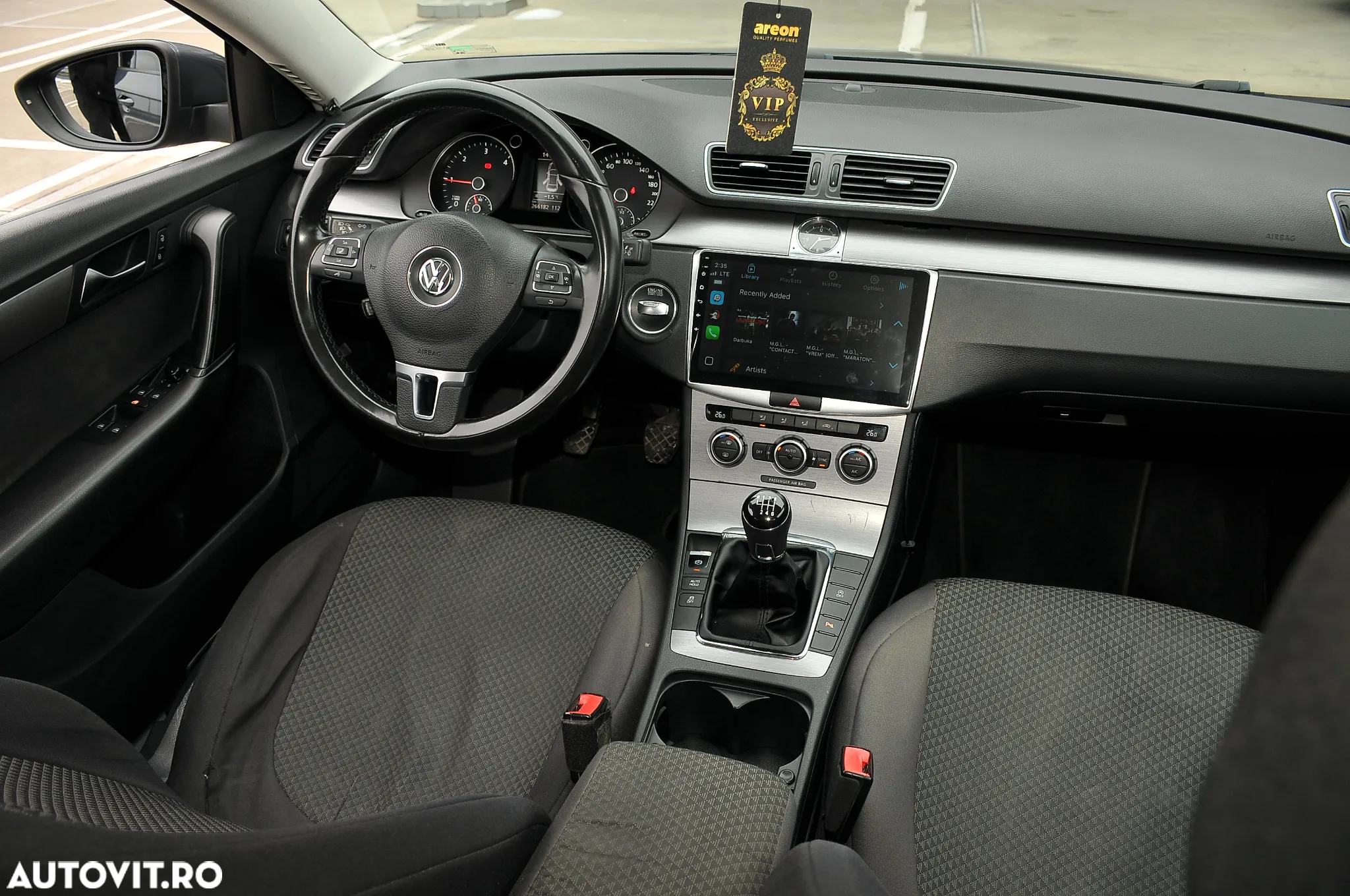 Volkswagen Passat 2.0 Blue TDI SCR Comfortline - 4