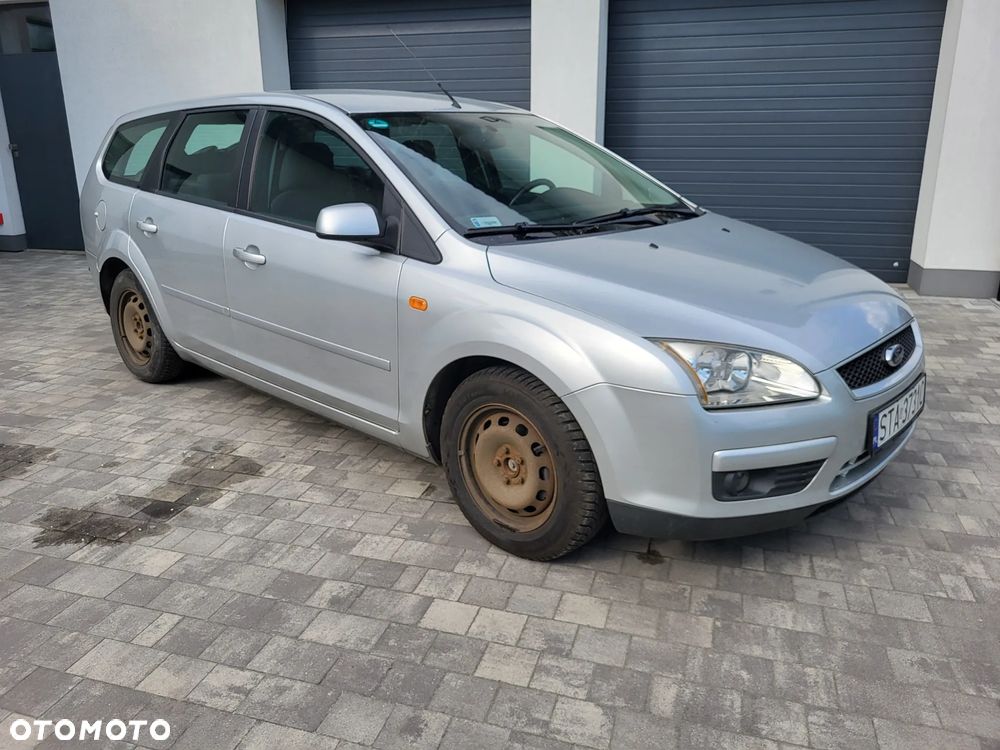 Ford Focus 1.6 TDCi Ambiente DPF - 1
