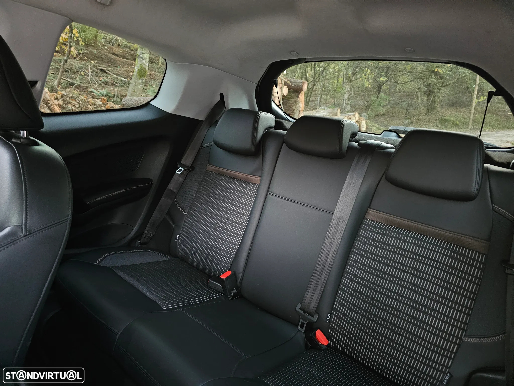 Peugeot 208 1.6 e-HDi Allure - 11