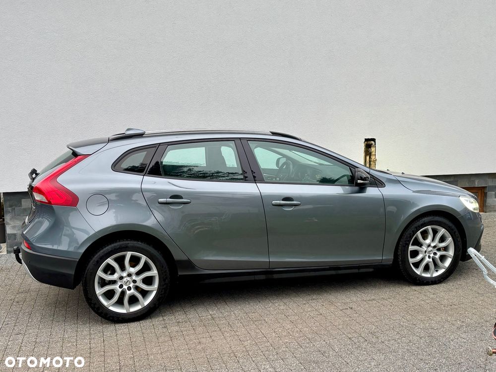 Volvo V40 D2 Ocean Race - 12