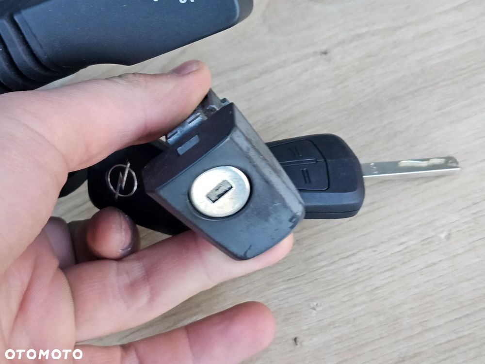 MODUŁ CIM ZESPOLONY !Z PINEM! OPEL ASTRA H ZAFIRA B WKŁADKA ZAMKA 13313710 ML - 5